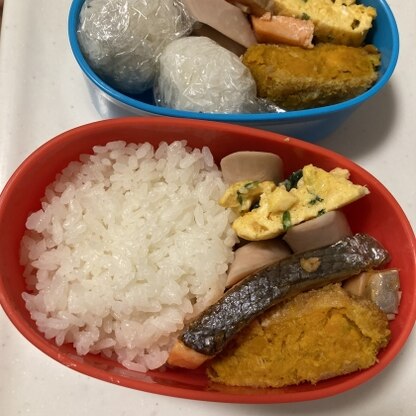 お弁当に入れました。
カボチャの色がきれいです。